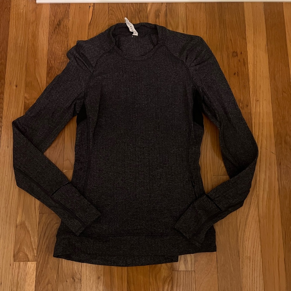 Lululemon fitted pullover